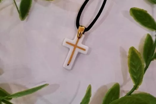 COLLIER  CROIX